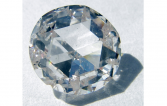 Un diamant synthétique taillé, conçu avec la méthode CVD. Steve Jurvetson, licence CC BY 2.0