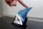 Exemples d’écrans souples. Source : oled-info Exemples d’écrans souples. Source : oled-info