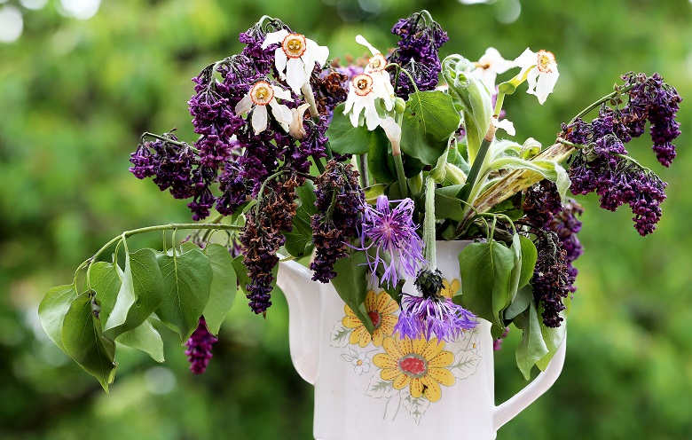 Comment empêcher mon bouquet de faner ?